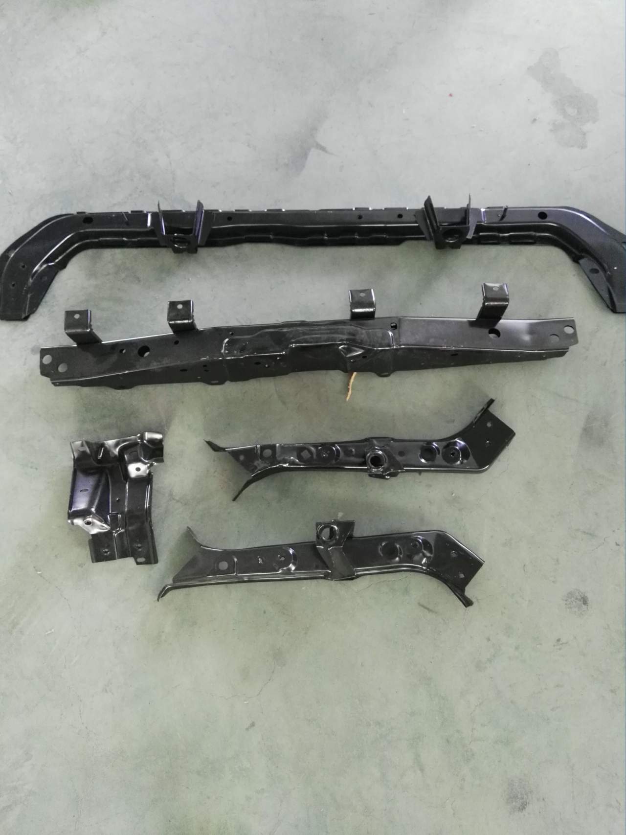 NISSAN X-Trail Radiator Support